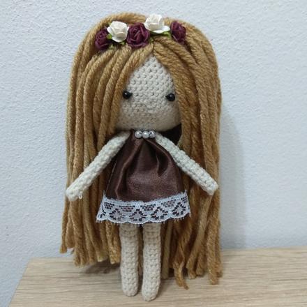 Hackovana babika v darcekovom baleni, 