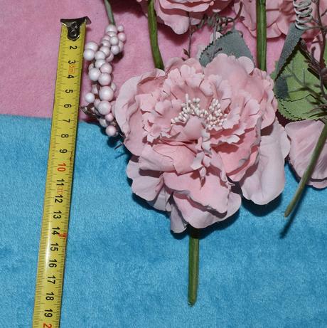 Kvety na tvorbu 9 ks,