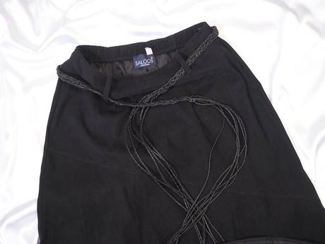Kvalitná midi sukňa saloos, 40
