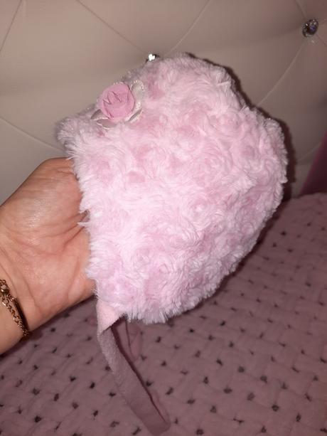 Zimná "barančeková" čapička, rockino,68