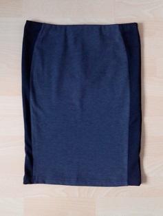 Sivo-cierna elastická sukna, s