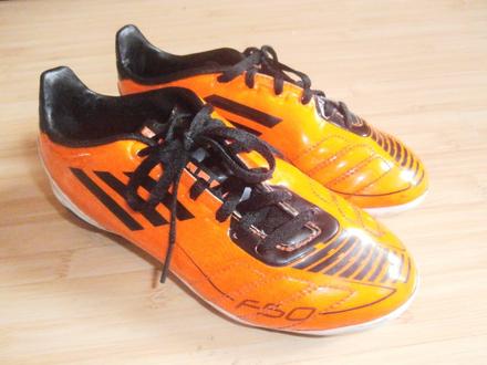 Kopačky adidas f 10 č.33, adidas,33