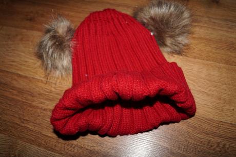 Ciapka s dvomi bombulkami, 