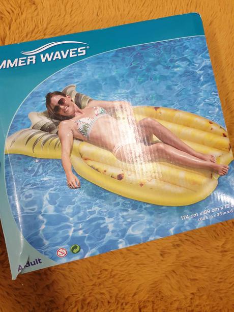 Nafukovacie lehatko do vody - tvar ananásu, 