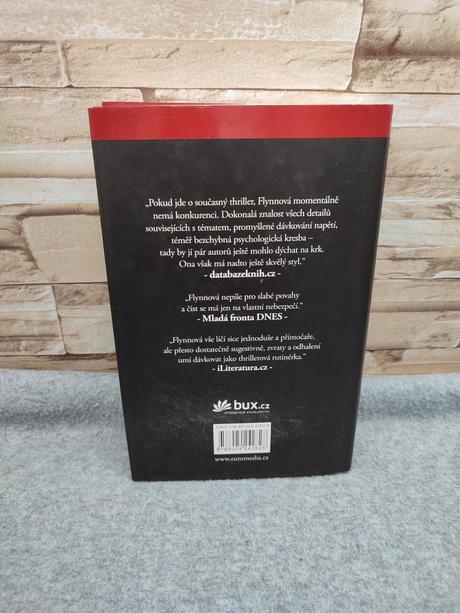 Temné kouty cz - gillian flynn, 