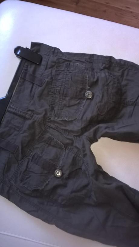 Sportove nohavice esprit, 32