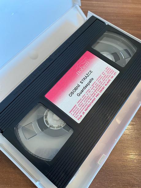 Videokazeta - osobní strážce,