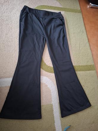 Zateplené lesklé zvonov legíny č.xl, xl