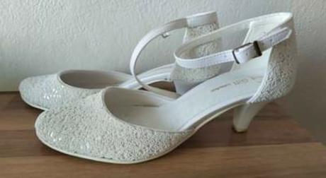 Svadobné topanky, balada,38