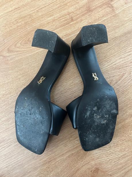 Slapky, steve madden,40