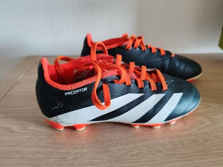 Kopačky predator, adidas,32