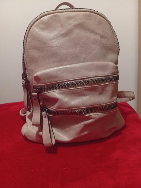 Dámsky priestranný batoh, 