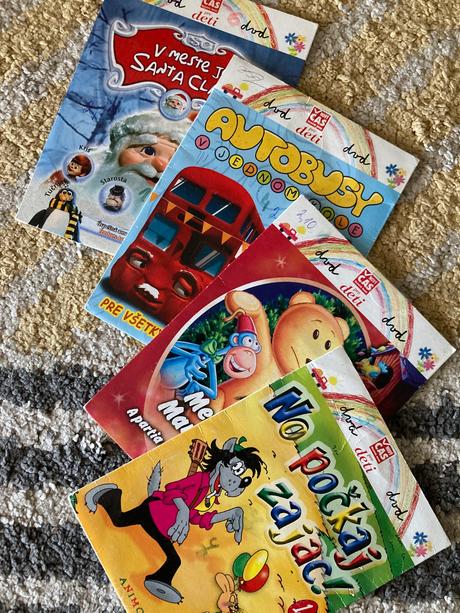 Dvd no počkaj zajac, v meste je santa claus..., 