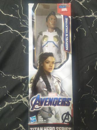 Valkira, avengers,