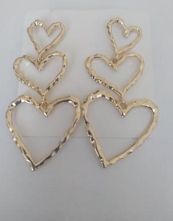 Visiace srdiečkove náušnice, 