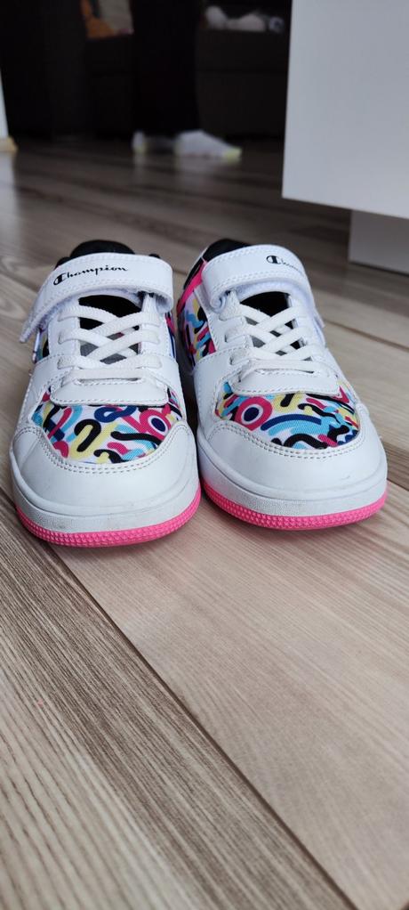 Tenisky, champion,33