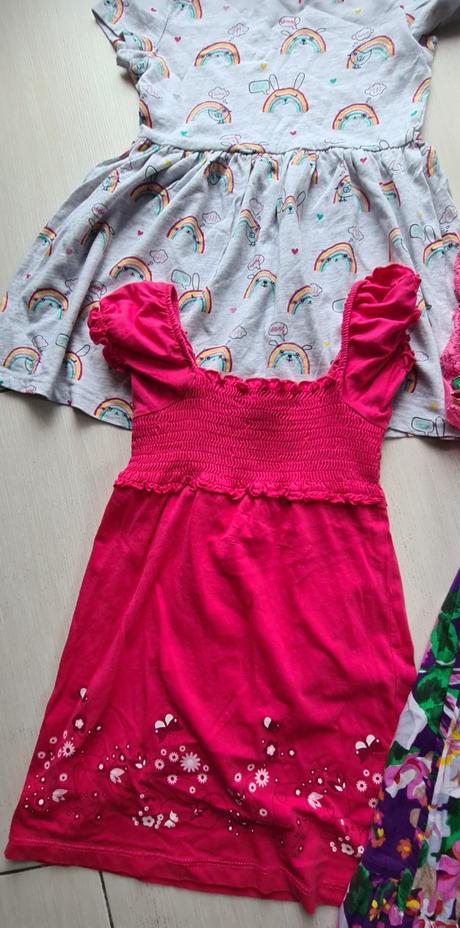 4x šaty pre dievčatko, 104