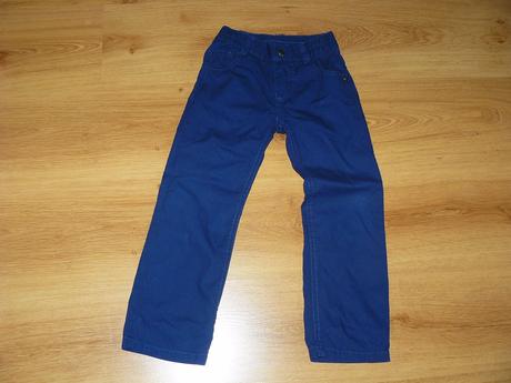 Nohavice, lupilu,110