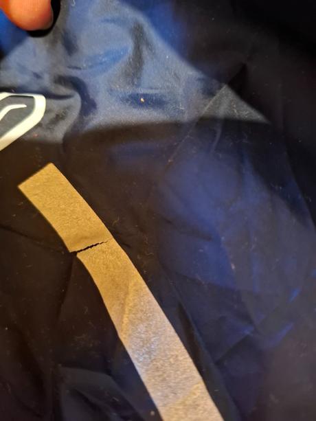 Tenká sustakova bunda, decathlon,152