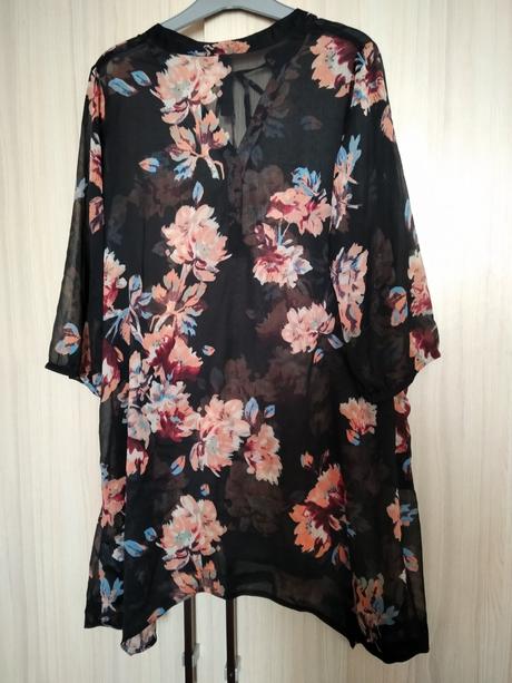 Priehľadná blúzka, 42