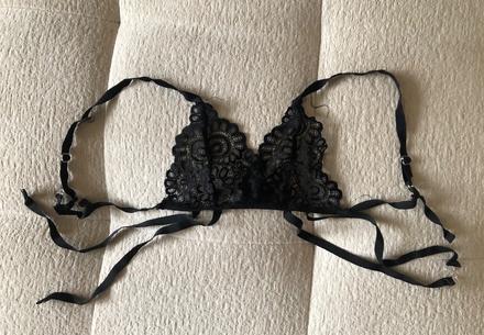 Čierna čipkovaná sexi podprsenka xs/s, xs