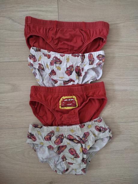 Slipy cars, reserved,110