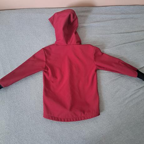 Predám softshellovú súpravu nosime kiwi 104-110, 110