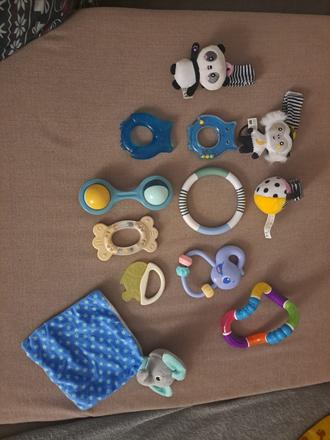 Bábätkovské hračky, 