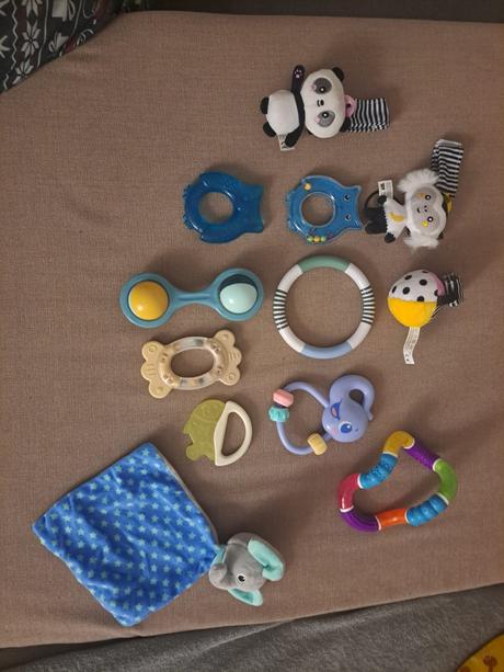 Bábätkovské hračky, 