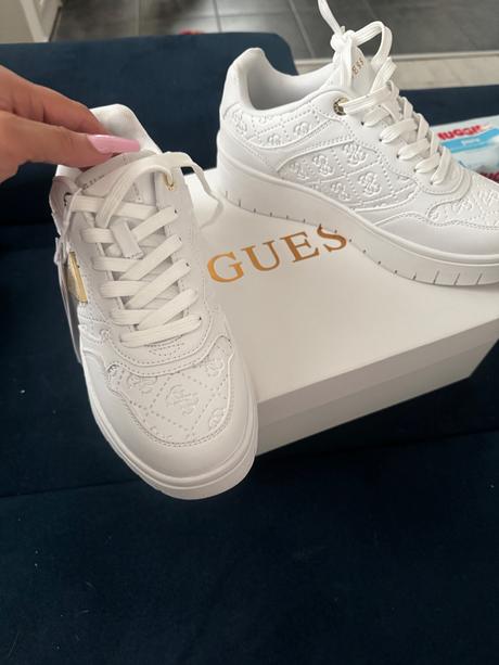 Guess miriam, guess,28