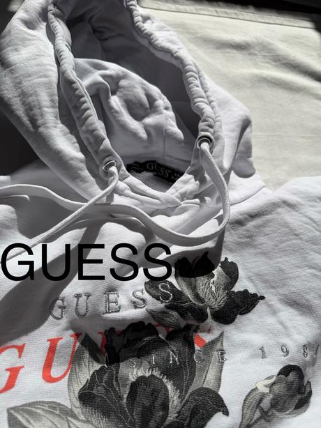 Biela mikina guess kvetinový vzor, guess,s