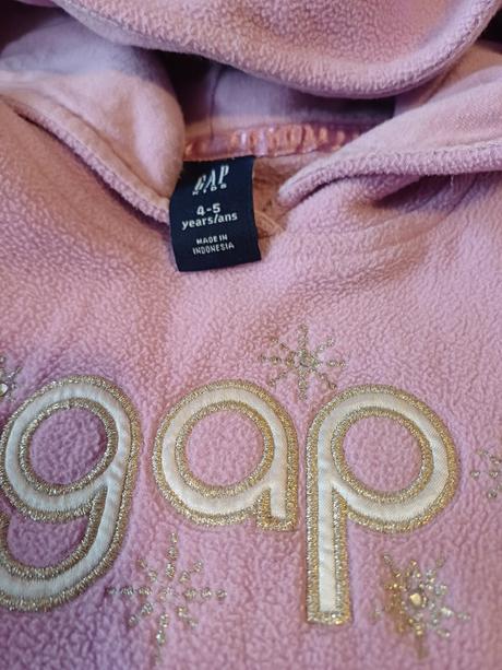 Mikina gap na 4-5 r. ešte poslúži, gap,104