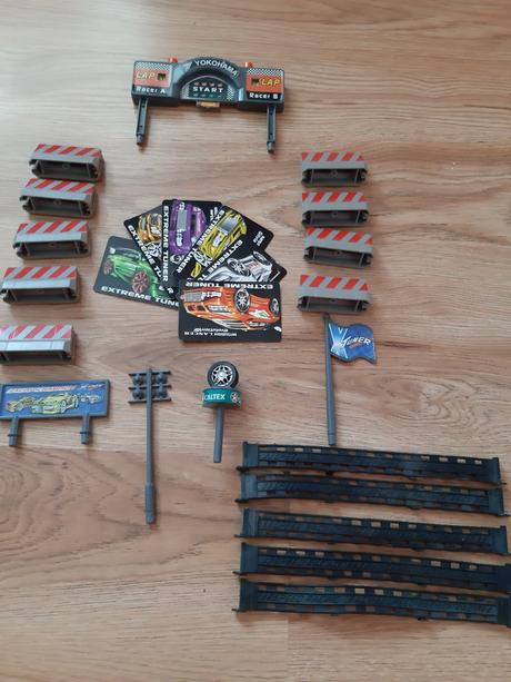 Prislusenstvo ku autam,