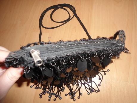 Mala cierna kabelka,