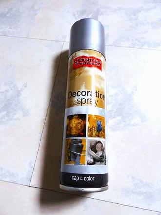 Strieborný poprašok/spray na stromček, 