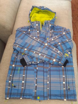 Hrubá zimná vetrovka, 158