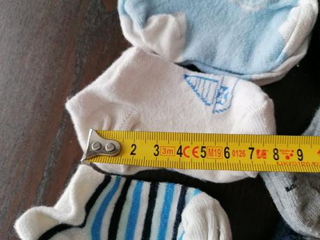 Modré kotnikove ponožky, 19