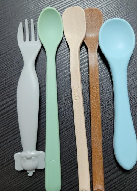 Prvé misky na jedenie pre bábätko + prvý príbor,