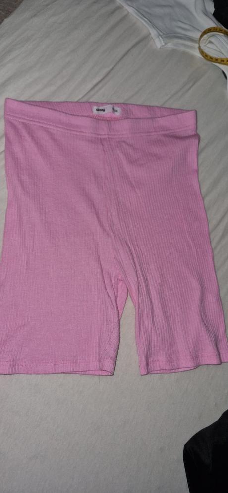 Šortky, sinsay,158