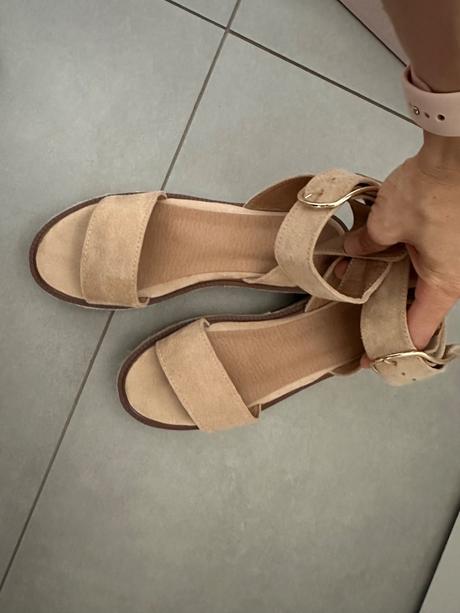 Dámske sandále, 37