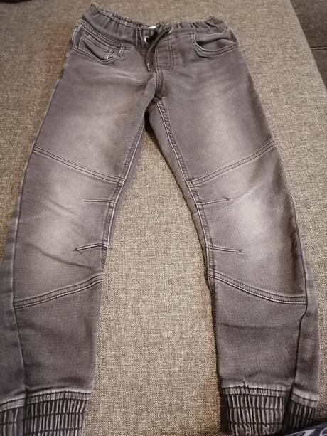 Čierne rifle, veľ.128, f&f,128