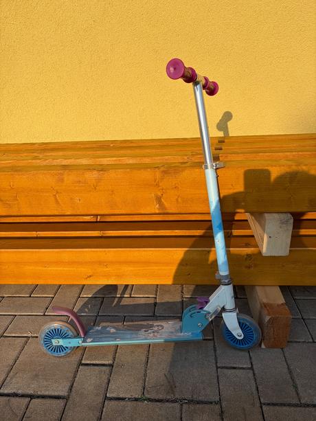 Dievčenská kolobežka frozen, 