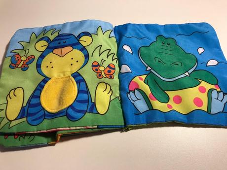 Hračky pre bábätko- hrkálka, knižka,