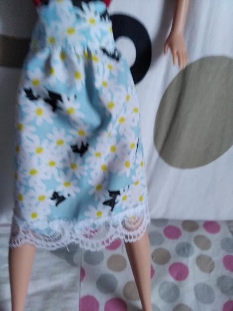 Sukne babiku barbie, 