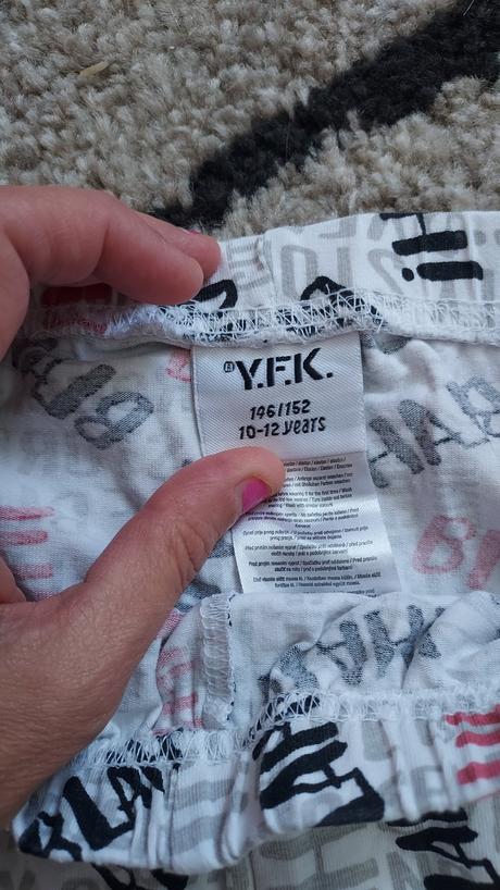 Lahucke leginy, kik,146