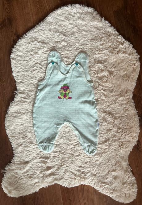 Body s krátkym rukávom, 62