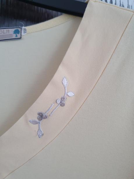 Krátke letné žlté tričko, l