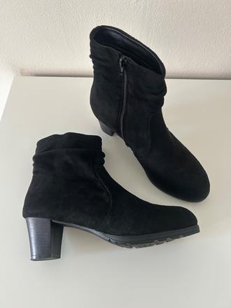 Kotníkove čižmy, 39