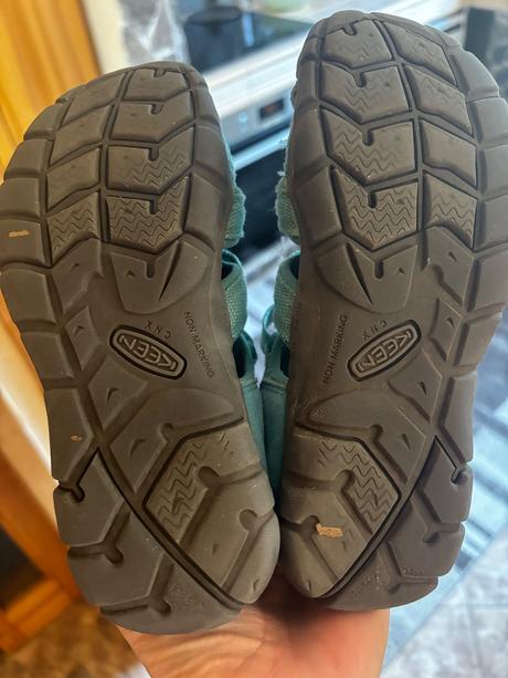 Predám sandálky keen seacamp 32-33, keen,32