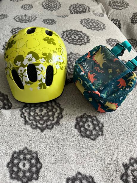 Priľba na bycikel a taška, s